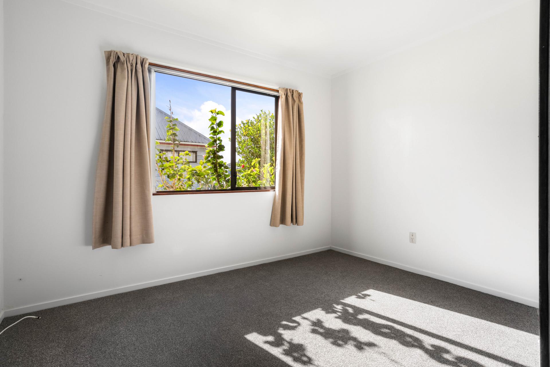 104 Titiro Place, Onemana
