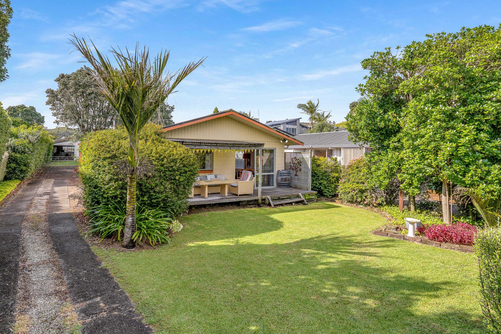 21 Whiritoa Beach Road, Whiritoa