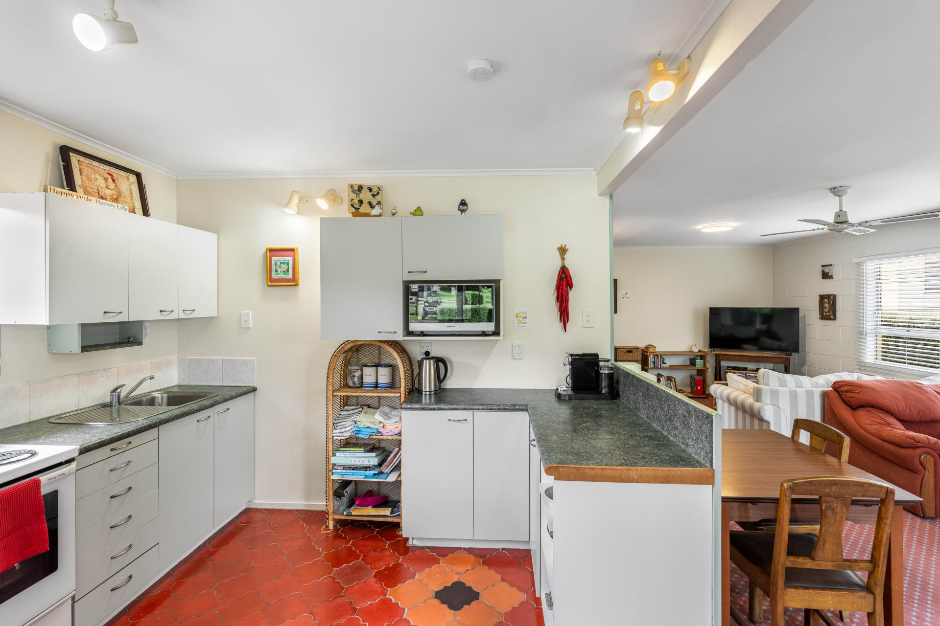 21 Whiritoa Beach Road, Whiritoa