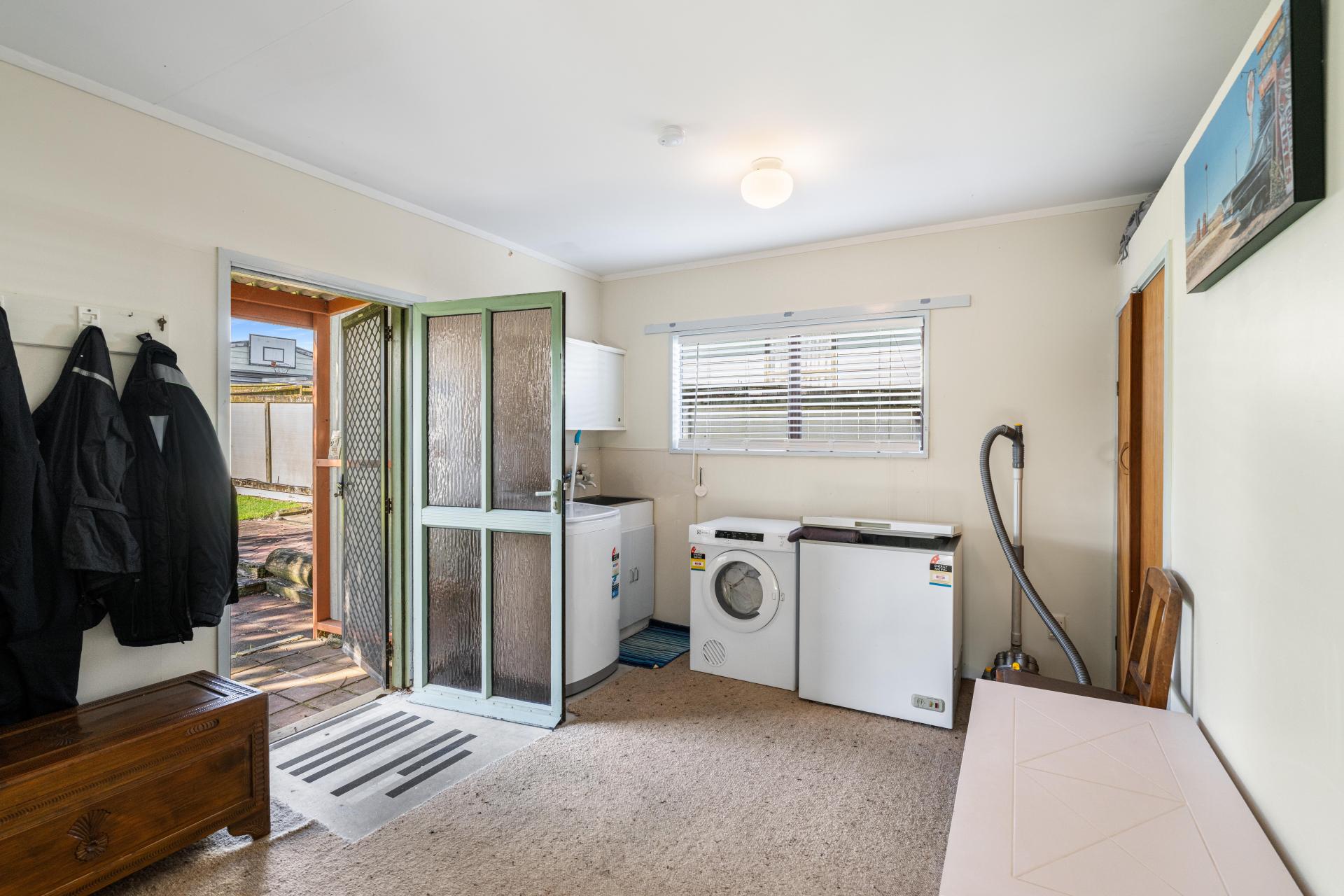 21 Whiritoa Beach Road, Whiritoa