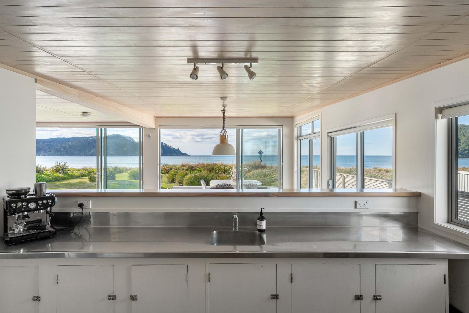 108B Seaview Road, Whangamata