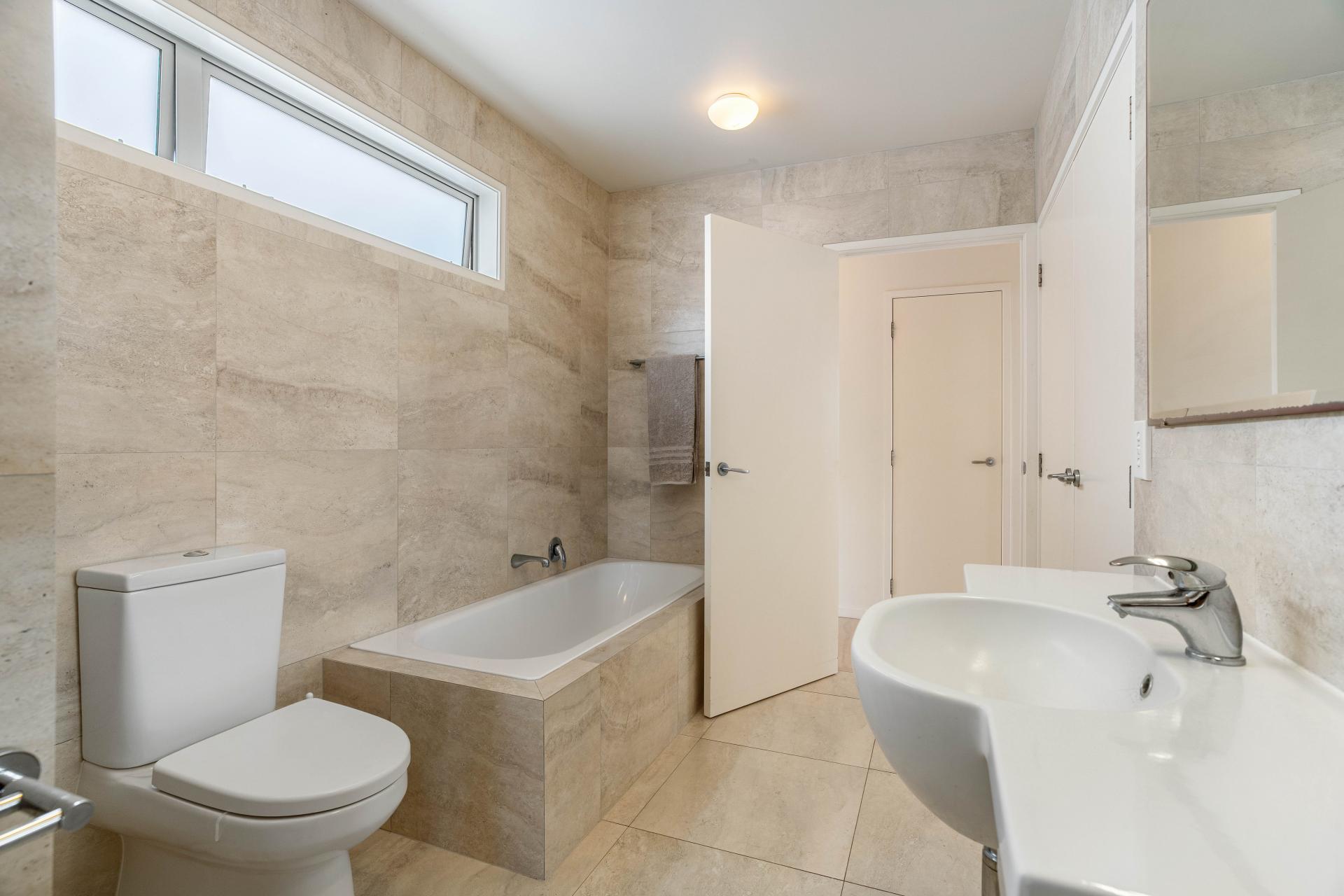 108B Seaview Road, Whangamata
