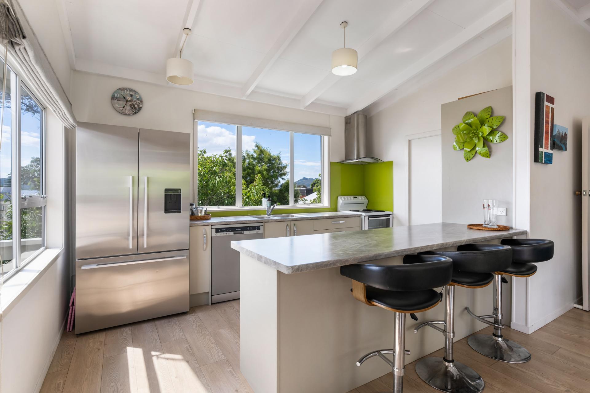 100 Charleston Avenue, Whangamata