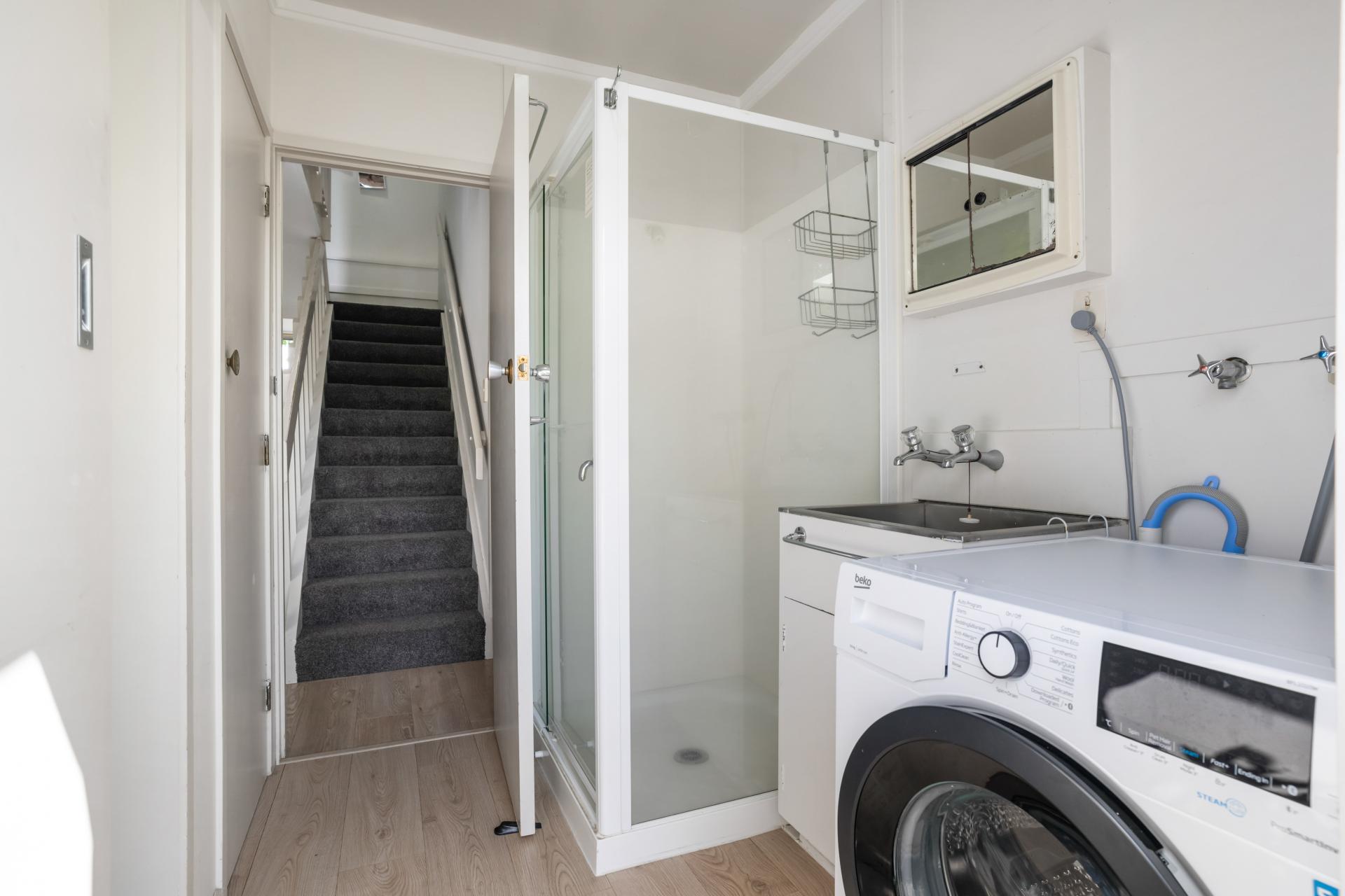 100 Charleston Avenue, Whangamata