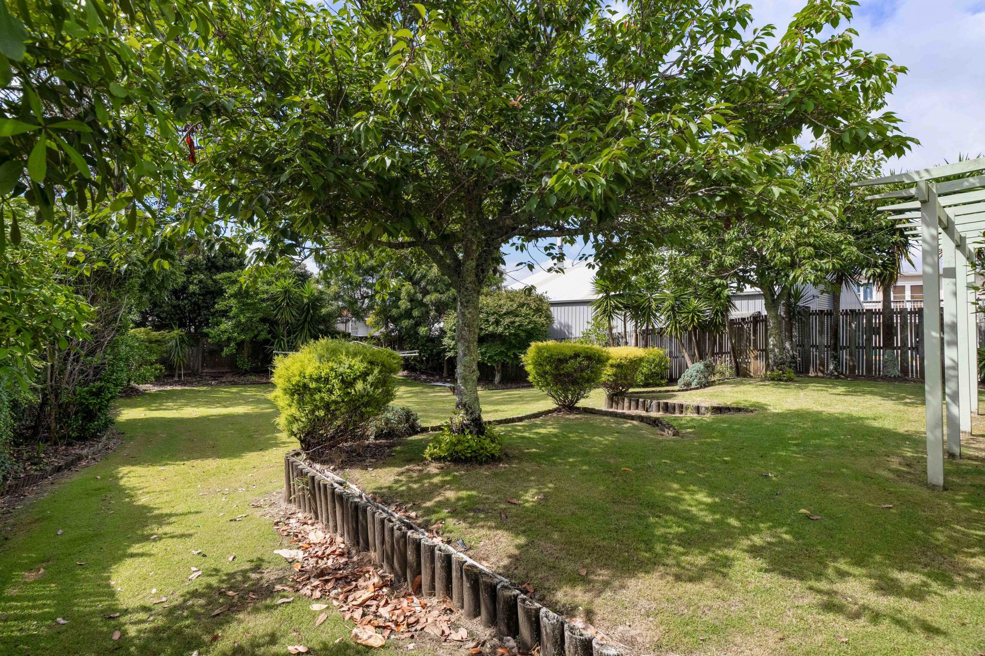 100 Charleston Avenue, Whangamata