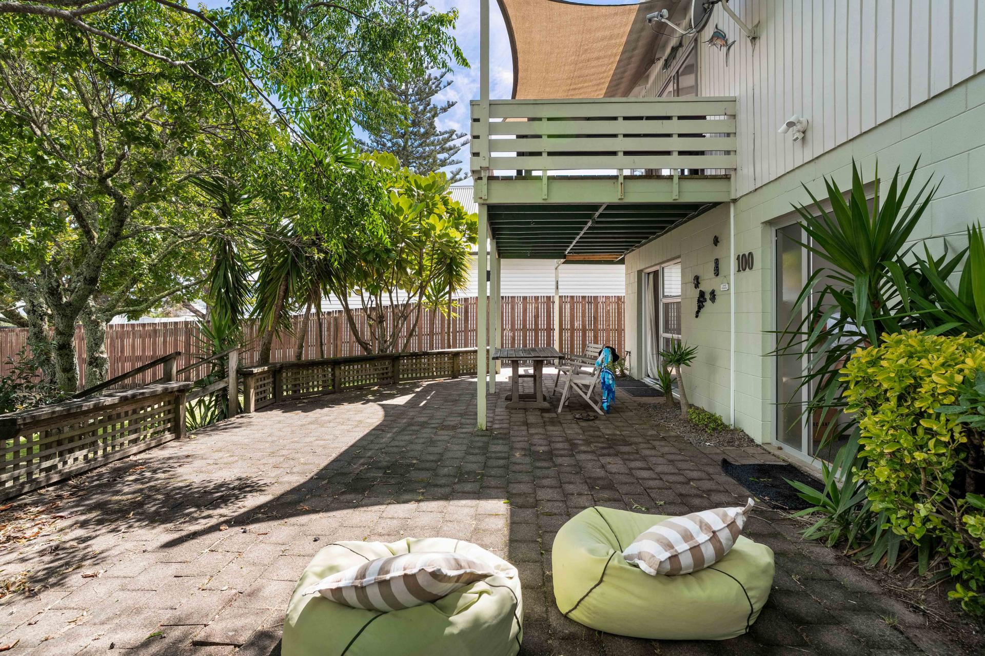 100 Charleston Avenue, Whangamata