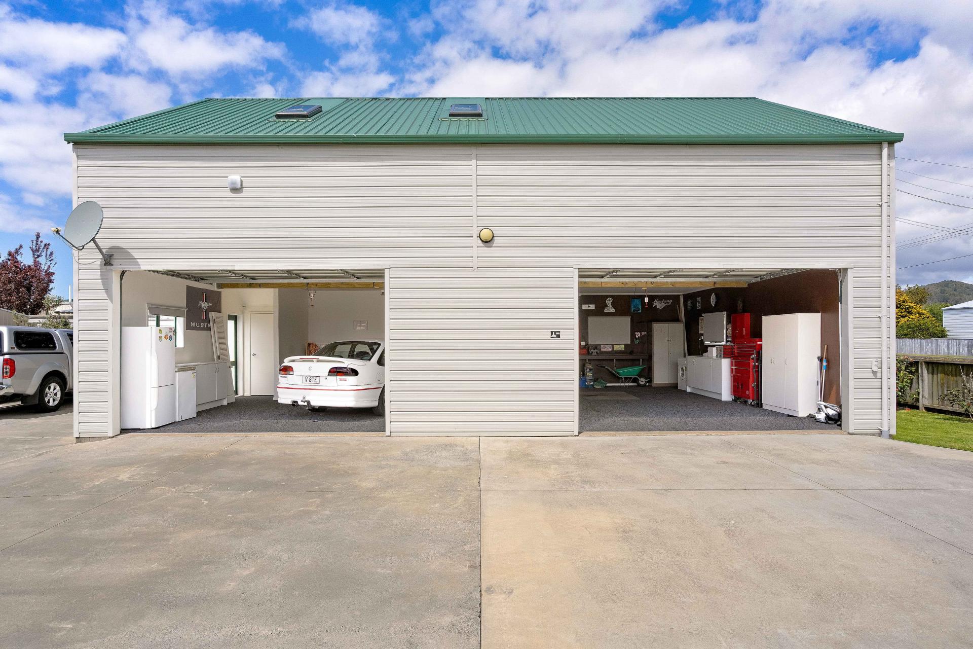 100 Exeter Road, Whangamata