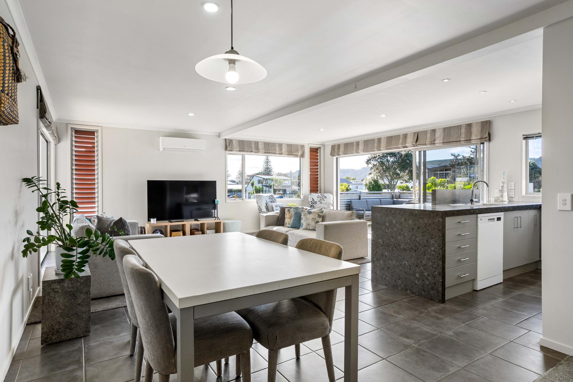 112 Short Road, Whangamata