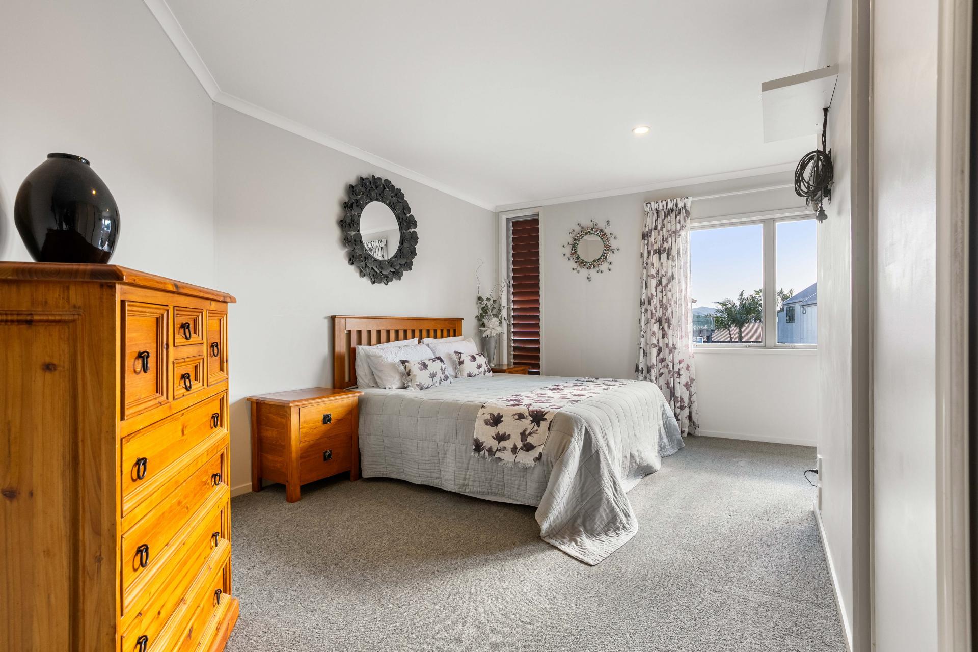 112 Short Road, Whangamata