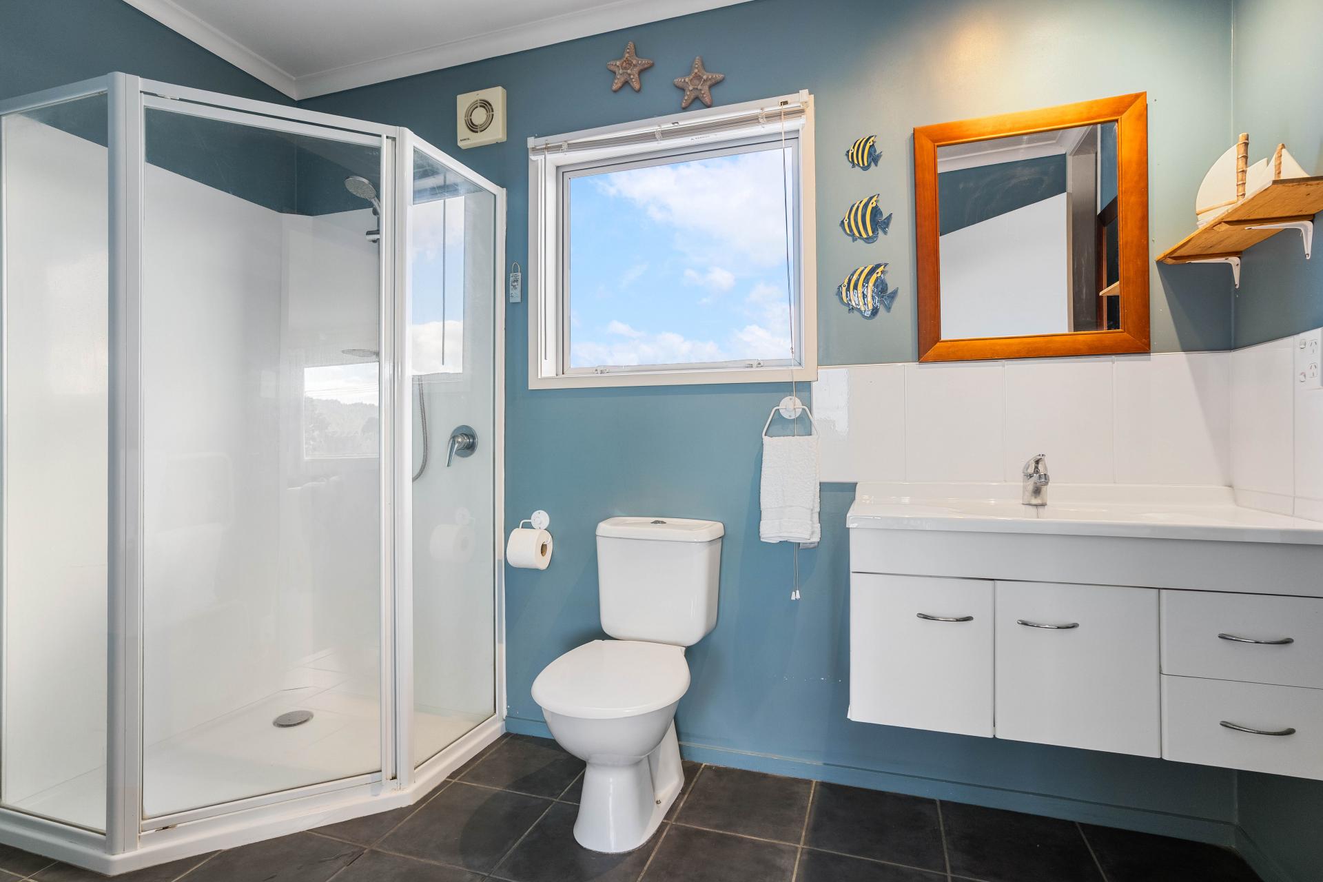112 Short Road, Whangamata