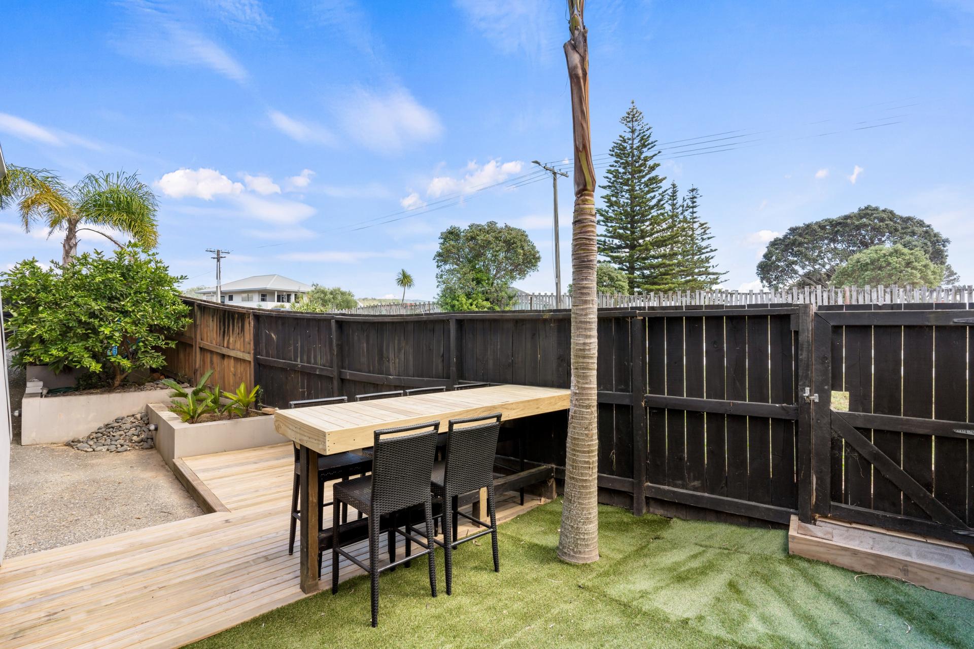 106 Saint Patricks Row, Whangamata