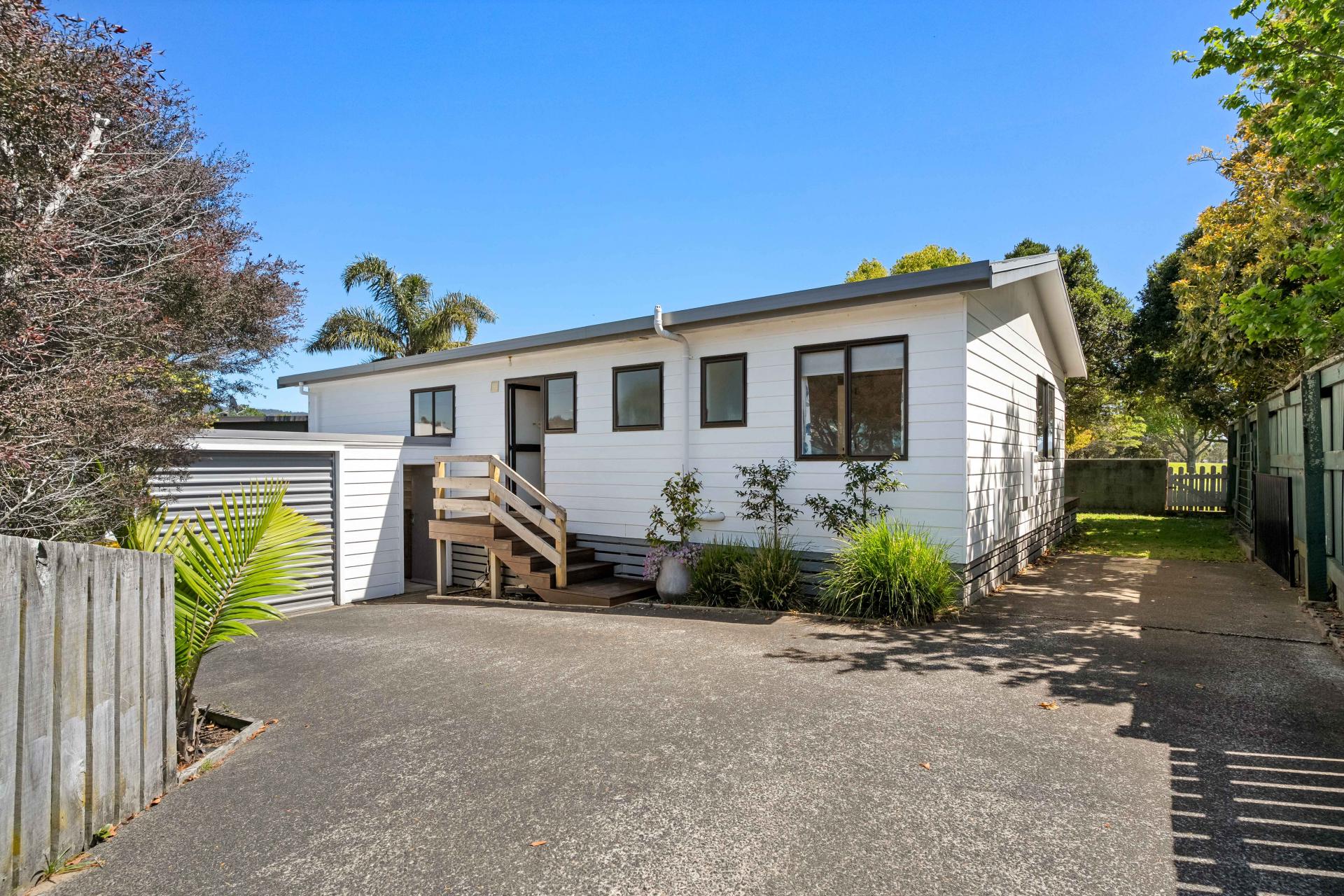 300B Williamson Road, Whangamata